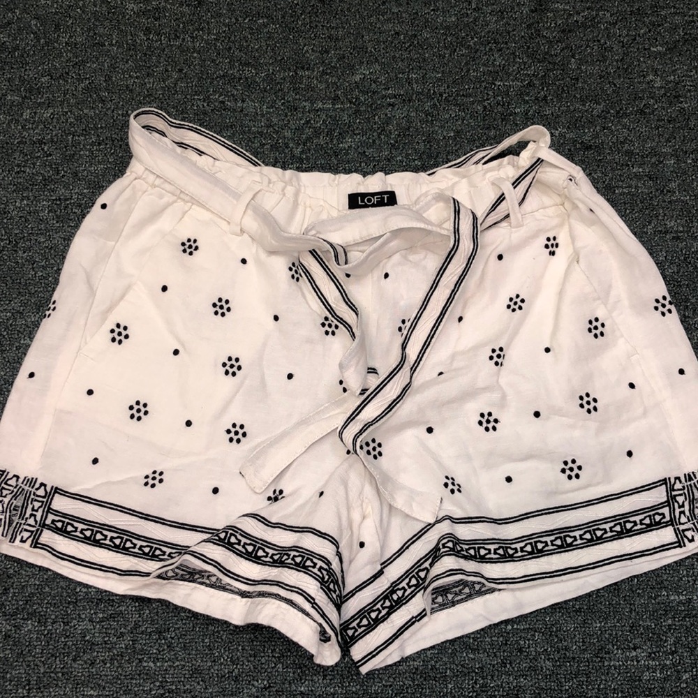 Loft shorts white
